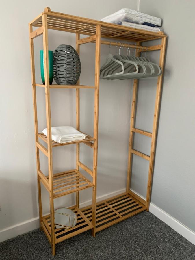 The Greens Apartment Farnworth 외부 사진