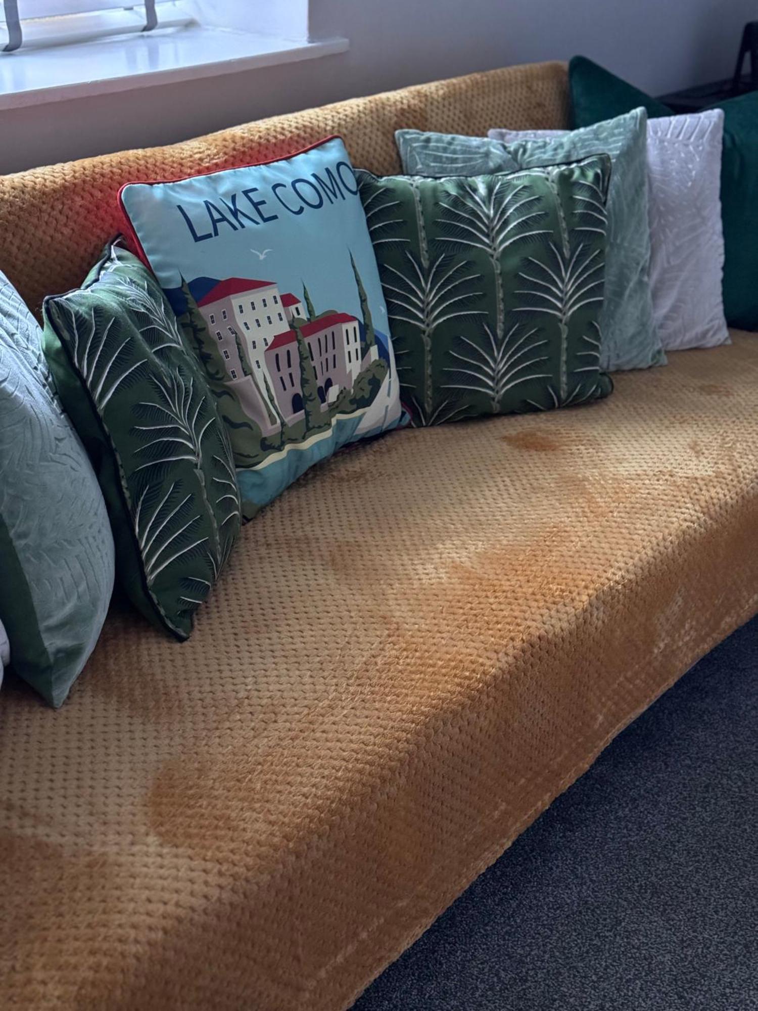 The Greens Apartment Farnworth 외부 사진